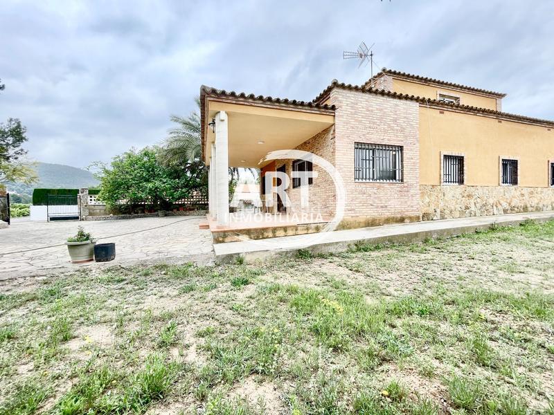Foto 76f1118c-a4ff-4376-983b-5d852ef4aa2d. Casa chalet en villamarchante en Vilamarxant