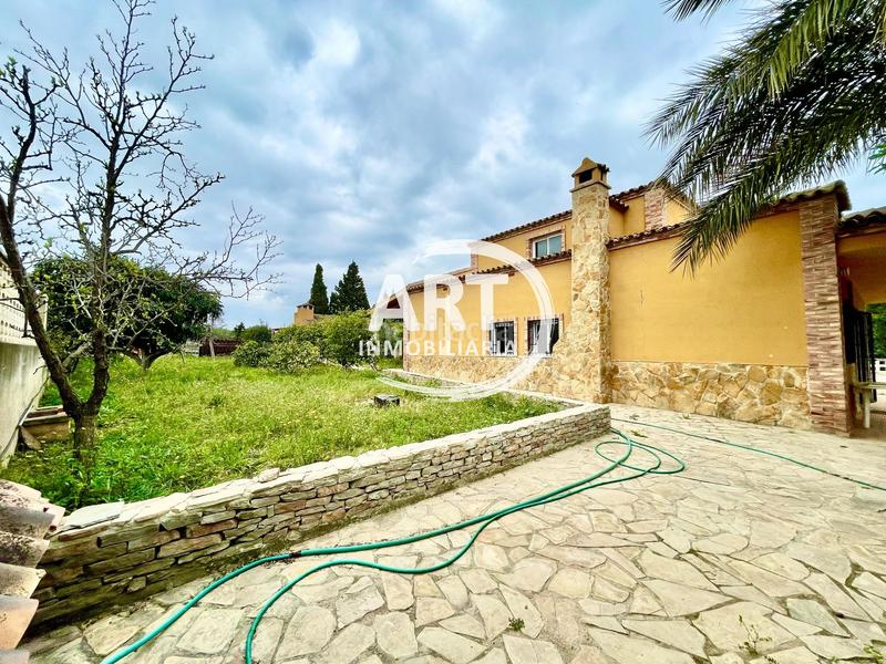 Foto ef5d5f0f-597d-43d4-aa66-3621d6545da8. Casa chalet en villamarchante en Vilamarxant