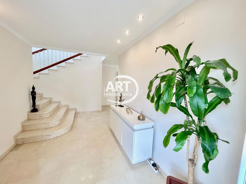 Foto 2f2f54a7-897a-4d4f-bd91-da5f6efbdbc5. Casa amb calefacció aparcament piscina a El Carme-Sant Agustí-Bonavista Eliana (l´)