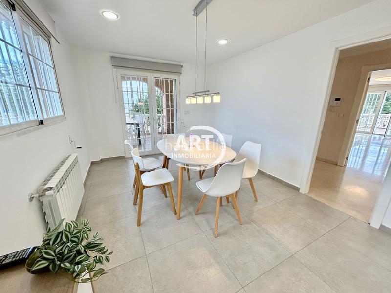 Foto 62689d4a-7752-464b-a4a5-0e3f676c32ef. Casa amb calefacció aparcament piscina a El Carme-Sant Agustí-Bonavista Eliana (l´)