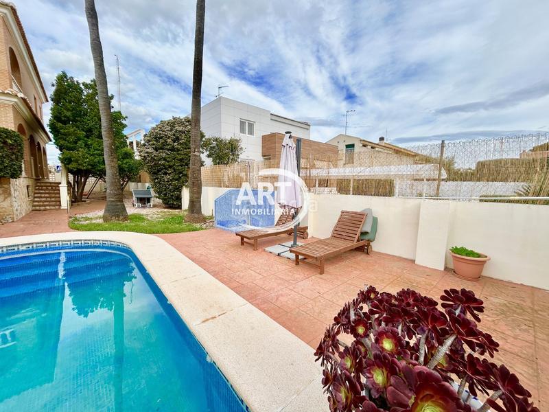 Foto b384057f-96b0-4679-a344-330f6cd06ddb. Casa amb calefacció aparcament piscina a El Carme-Sant Agustí-Bonavista Eliana (l´)
