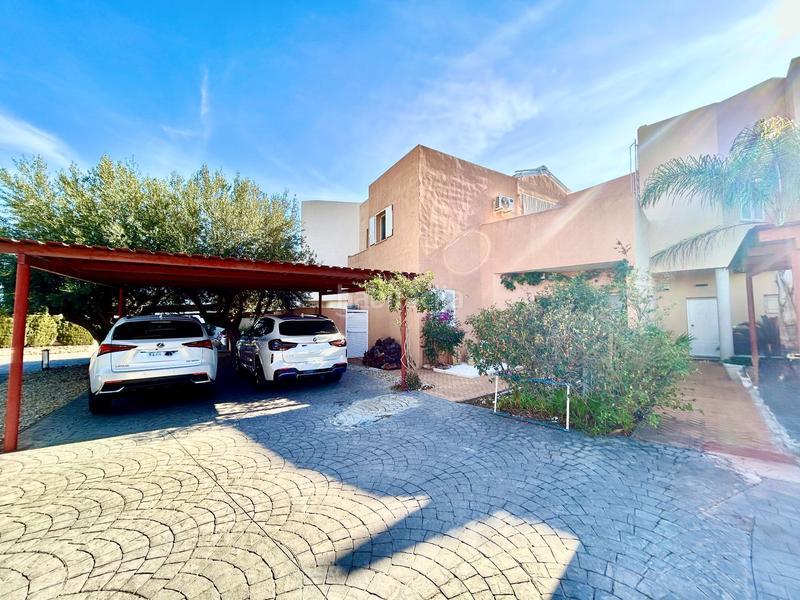 Foto 29d2bb0f-f955-44e5-b1e5-9e758efd9723. Casa adosada pareado en torre en conill, en Torre en Conill-Cumbres de San Antonio Bétera