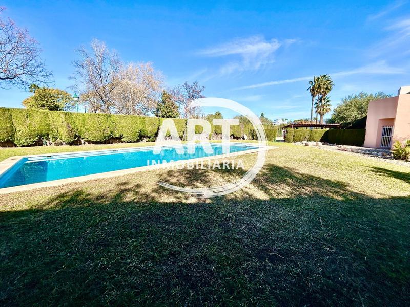 Foto 85324034-234e-470d-93a8-eb67545ab411. Casa adossada amb calefacció piscina a Torre en Conill-Cumbres de San Antonio Bétera