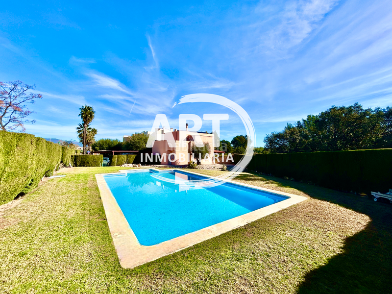 Foto 8a7f68c5-ca95-4b34-9c0d-9279988ab7f9. Casa adossada amb calefacció piscina a Torre en Conill-Cumbres de San Antonio Bétera