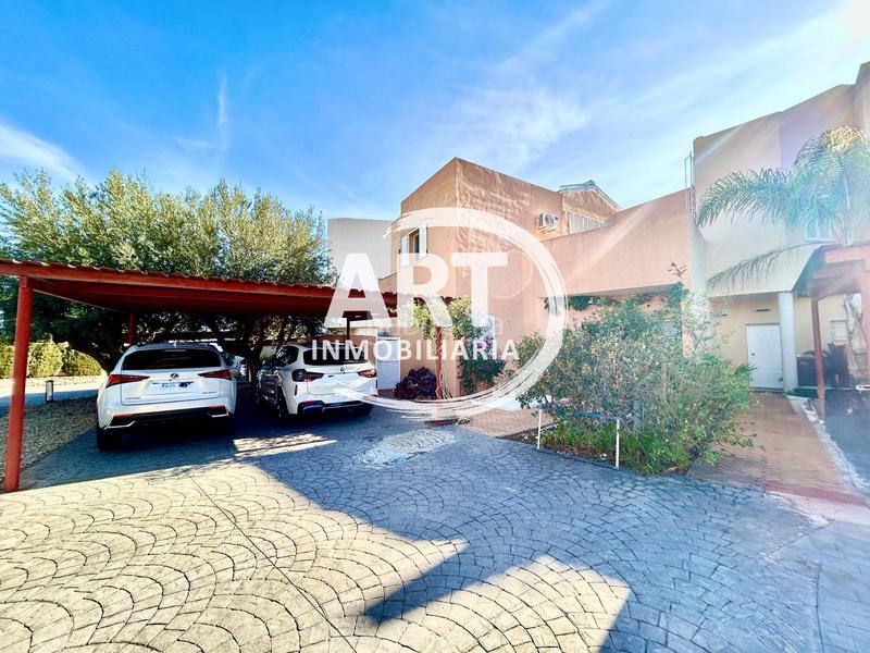 Foto bbb69b9d-a89d-496e-9a81-38c801b6422e. Casa adossada amb calefacció piscina a Torre en Conill-Cumbres de San Antonio Bétera