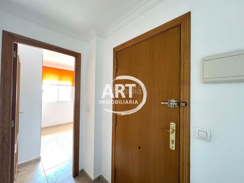 Foto acc4a1b1-a464-40e7-bb47-9ce6bfbc0826. Piso fantástico piso en el casco urbano en San Antonio de Benagéber