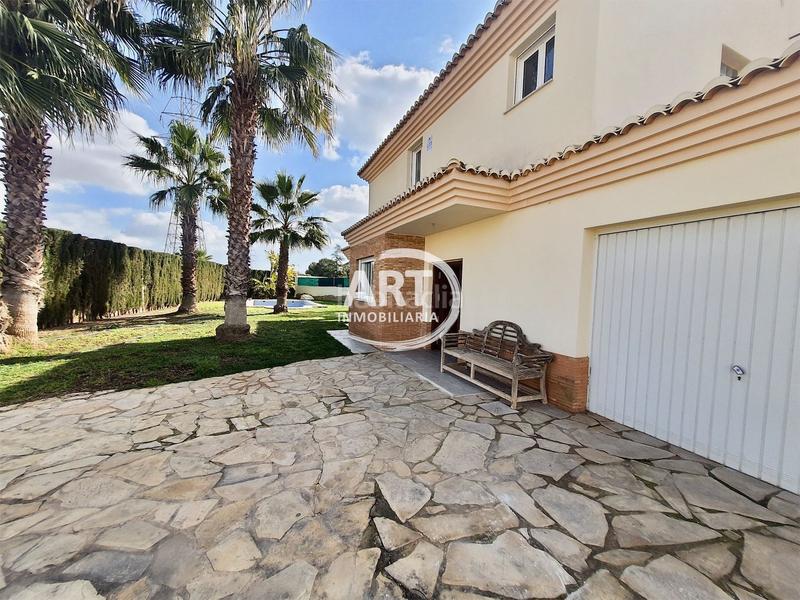 Foto ade80e3b-9778-494b-a034-0e9b84f896ae. Haus mit heizung in San Antonio de Benagéber