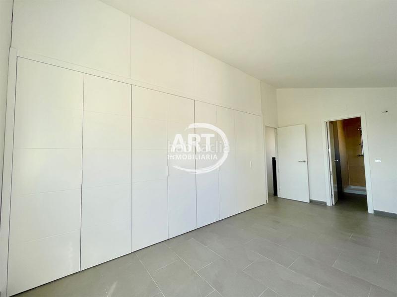 Foto d0fe7177-d9b9-40e1-bb84-3dfd1ce390a5. Haus mit heizung in San Antonio de Benagéber