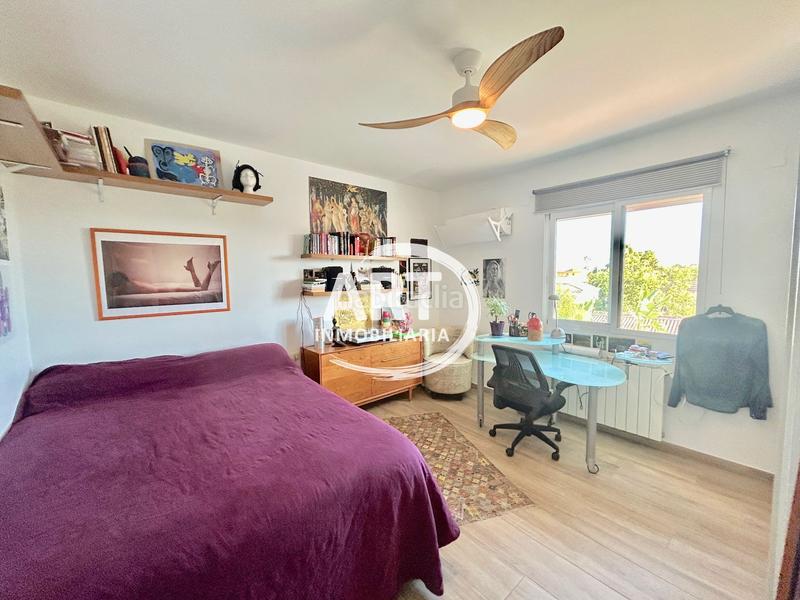 Foto b89ec483-6a11-47b8-a001-a1d47b0982f3. Casa excelente propiedad independiente en la eliana en Eliana (l´)