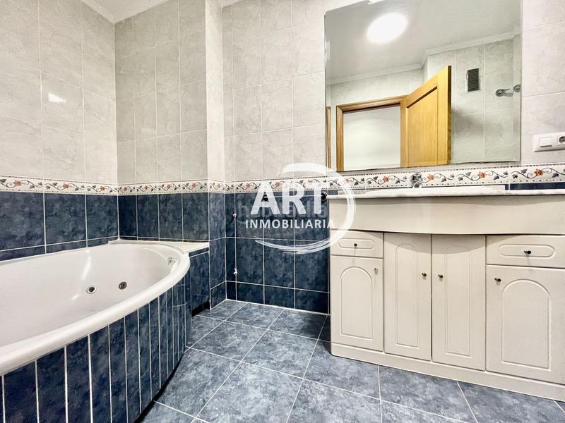 Foto 7c396deb-ca09-47bb-9d63-ba668fa7377c. Lloguer pis amb calefacció a San Antonio de Benagéber