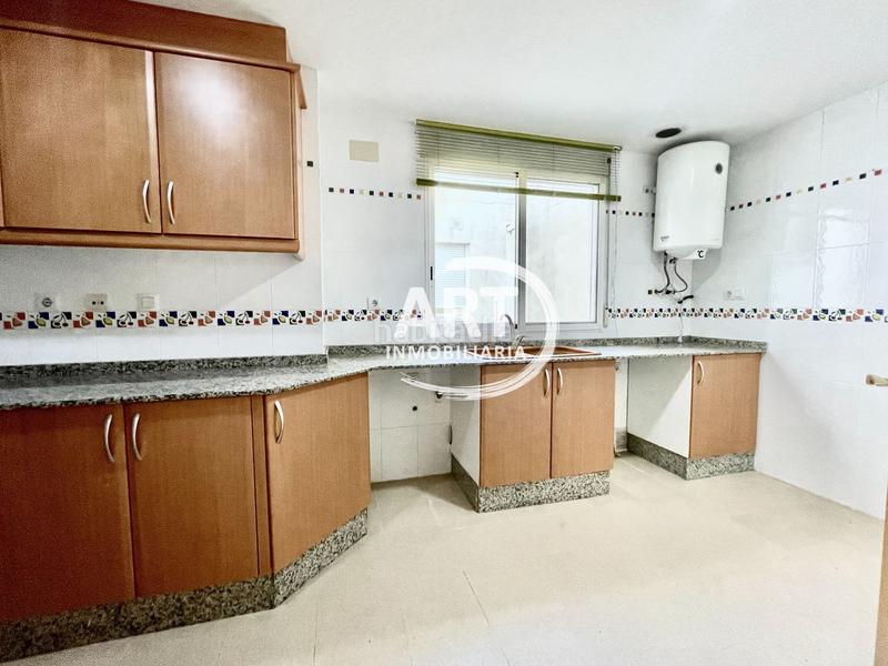 Foto 45fd6109-5e20-42be-a70e-27ec3d564f8b. Rent flat with heating in San Antonio de Benagéber