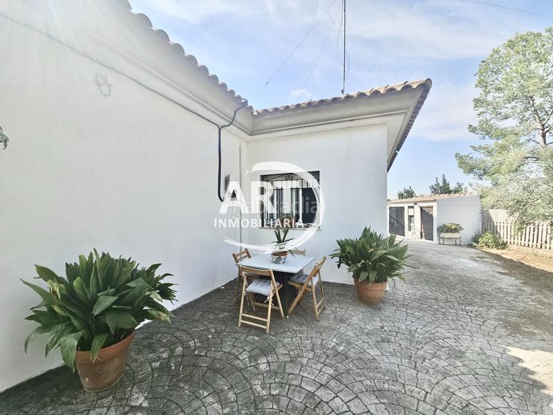 Foto d9508bcb-e0d4-40db-85f2-47d5f05558c9. Maison avec parking piscine dans Camí de Paterna-Lloma del Calderer Bétera