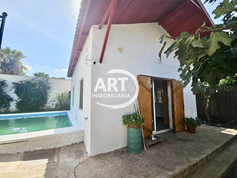 Foto 4f9f1ea9-46bc-477f-8706-f39d98070b5f. Casa amb aparcament piscina a Torre en Conill-Cumbres de San Antonio Bétera