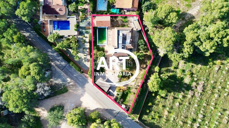 Foto efd27f17-3908-4d7d-a397-67435546b464. Casa amb aparcament piscina a Torre en Conill-Cumbres de San Antonio Bétera