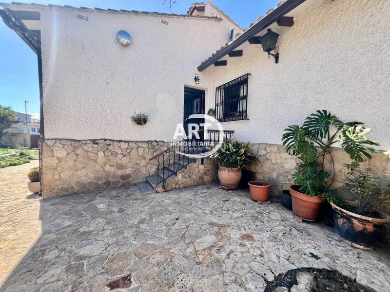 Foto 286c358f-b4ae-495e-adc1-5dcd03f135d8. Chalet mit heizung pool in Montealegre Eliana (l´)