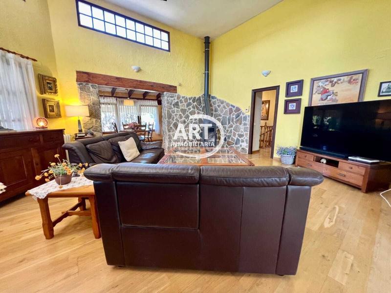 Foto 28eecc5a-d15f-4445-aab4-1d5776b44c12. Chalet mit heizung pool in Montealegre Eliana (l´)