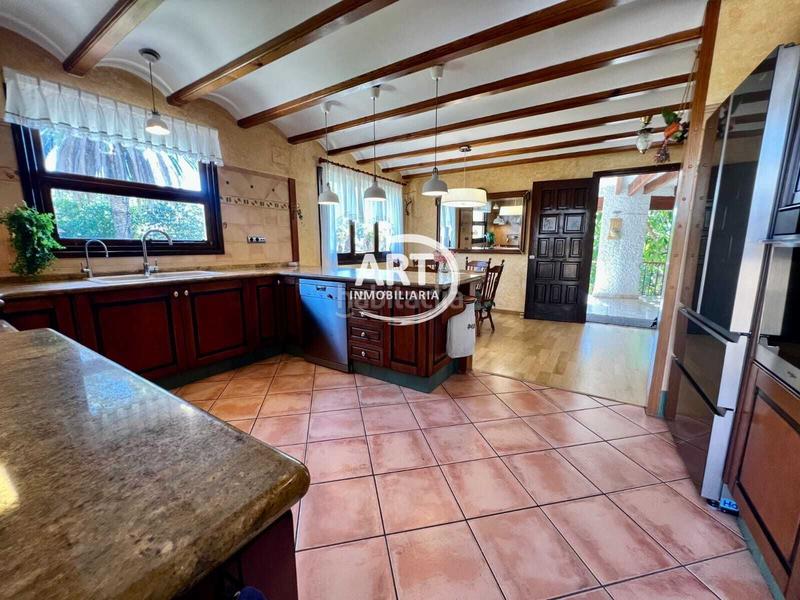 Foto 71cc7310-4d6c-4895-ba19-3249a2b95733. Chalet mit heizung pool in Montealegre Eliana (l´)