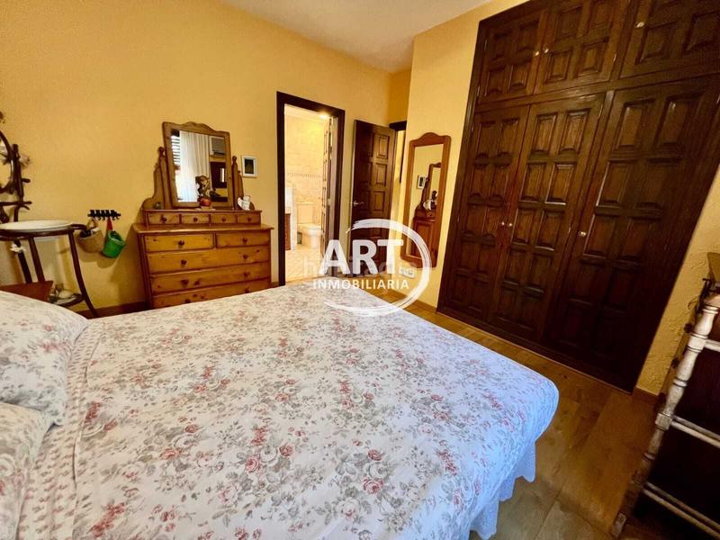 Foto 763d5ffa-ad34-40bd-a36d-c8fea8881846. Chalet mit heizung pool in Montealegre Eliana (l´)