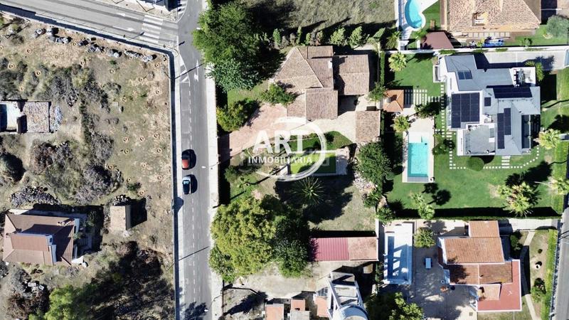 Foto 83545d7d-e3a2-4c47-9d76-6e0a6c339c7c. Chalet mit heizung pool in Montealegre Eliana (l´)