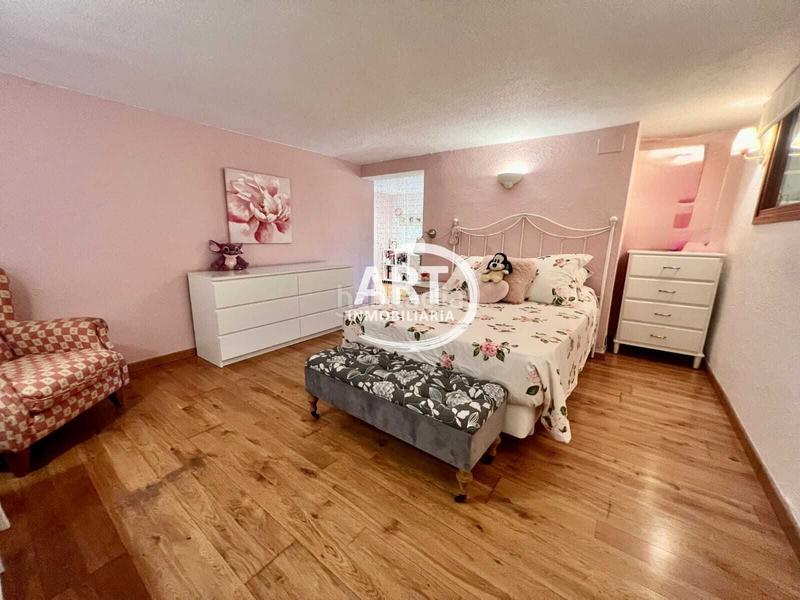 Foto ad334657-cc5c-421e-97a0-bbc42262c718. Chalet mit heizung pool in Montealegre Eliana (l´)