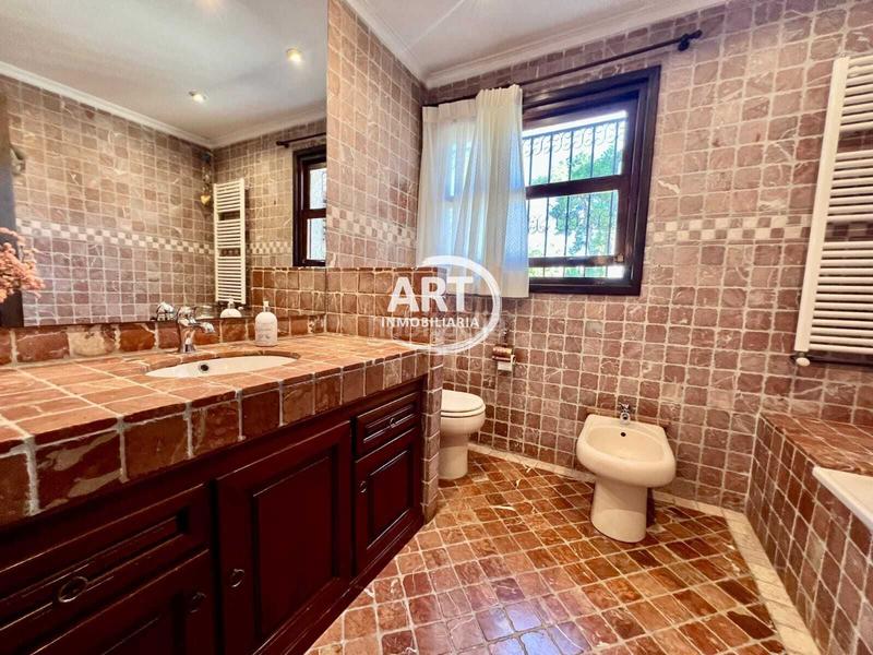 Foto d2696d2c-830e-41d1-9ed7-da6f7fc22bfb. Chalet mit heizung pool in Montealegre Eliana (l´)