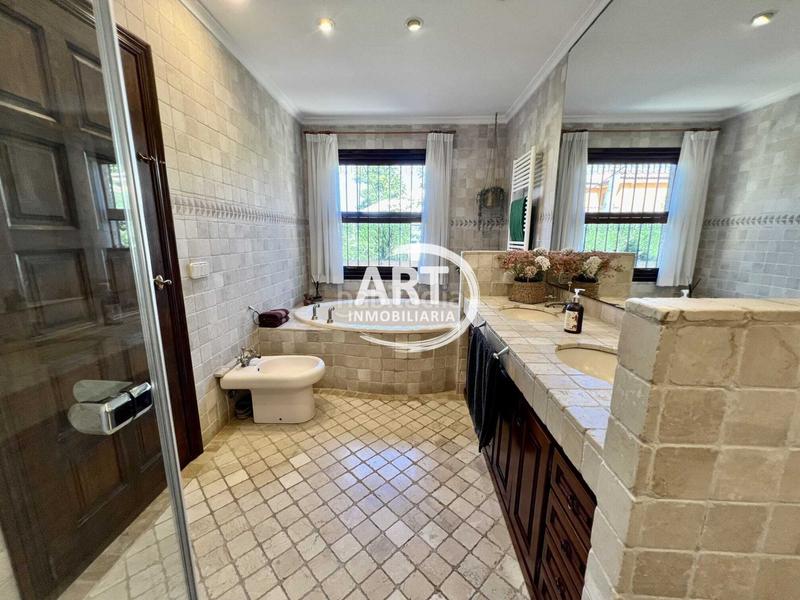 Foto f07f2b91-01fc-488c-9b00-1f7168ad7e9a. Chalet mit heizung pool in Montealegre Eliana (l´)