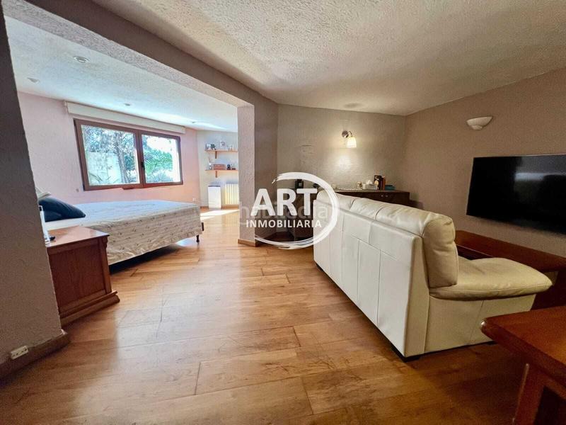 Foto ff6eec18-1fc6-44aa-adfb-d0a214855f32. Chalet mit heizung pool in Montealegre Eliana (l´)