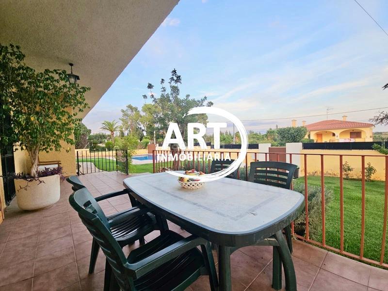 Foto 4914b8b2-df8a-4a22-b037-17e6ab5ca6fb. Casa chalet en la pobla de vallbona en Rascanya Pobla de Vallbona (la)