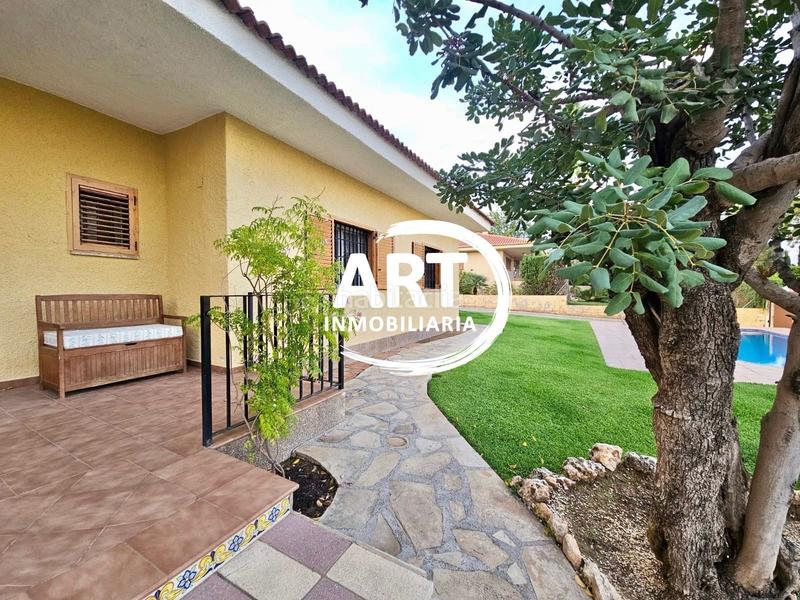 Foto 9e0030cd-286f-4df9-99ae-8d80f1400b50. Casa chalet en la pobla de vallbona en Rascanya Pobla de Vallbona (la)