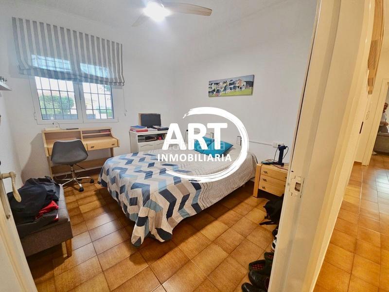 Foto e3ff3207-b2fa-4052-974a-eed9d4ad2f22. Casa chalet en la pobla de vallbona en Rascanya Pobla de Vallbona (la)