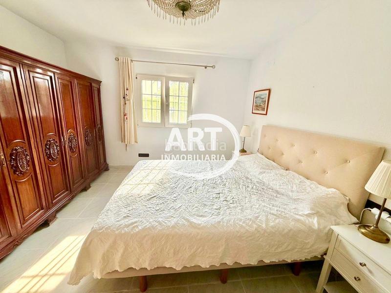 Foto 6f1b2be3-25ca-4eb9-a8ca-5077efed9db4. Casa amb calefacció aparcament piscina a El Carme-Sant Agustí-Bonavista Eliana (l´)