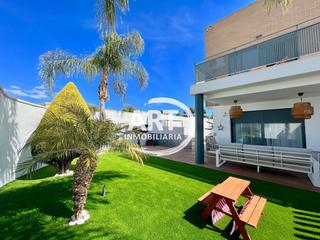 Semi detached house  Sierra de urbión. Pareado en venta en maravisa