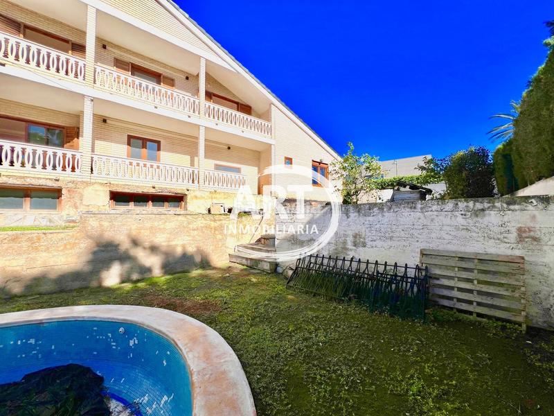 Foto a316607f-bc75-4987-bae6-b403aa8e2ef0. House with heating parking pool in Torre en Conill-Cumbres de San Antonio Bétera