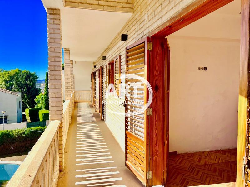 Foto e993b2f7-2923-4045-9179-5670f2623534. House with heating parking pool in Torre en Conill-Cumbres de San Antonio Bétera