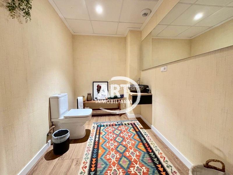 Foto 5bf618d8-11bc-4e4a-986b-84278d501fbd. Alquiler piso alquiler de piso destinado a negocio en liria en Llíria