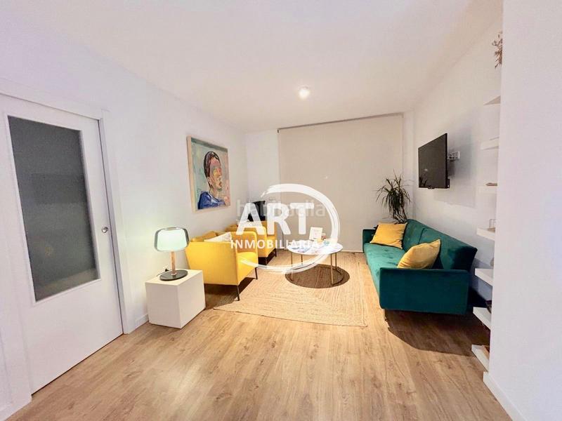 Foto 9ab04d55-07a1-47c1-87b3-ff9c60ccbf99. Alquiler piso alquiler de piso destinado a negocio en liria en Llíria