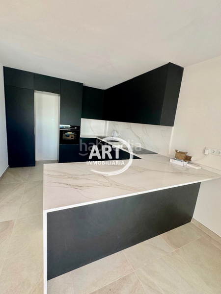 Foto 66a17618-87c5-4007-bb70-ea56559a9642. Casa amb aparcament piscina a San Antonio de Benagéber