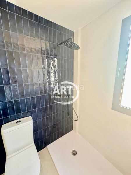 Foto a831ef9e-e0c2-435e-9d37-609955b64f1b. Casa amb aparcament piscina a San Antonio de Benagéber