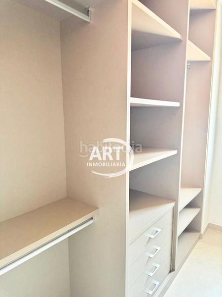 Foto a8b4fb63-27f9-498b-b95b-0718806822a2. Casa amb aparcament piscina a San Antonio de Benagéber