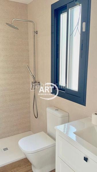 Foto c9d7380c-3d0f-40f7-9d0a-70f6b000ed50. Casa amb aparcament piscina a San Antonio de Benagéber