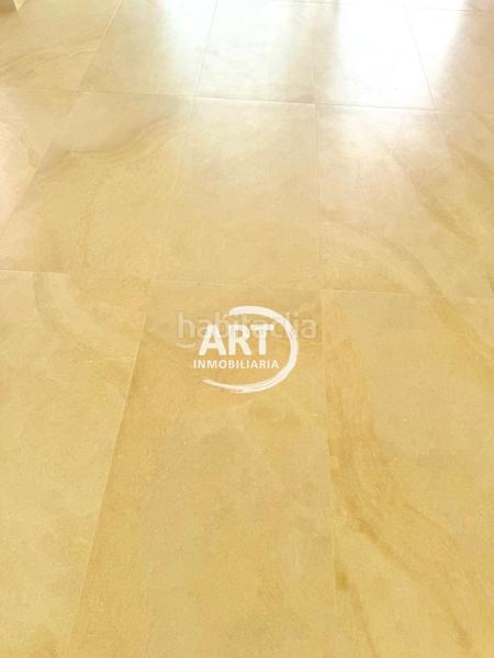 Foto e9b058d9-8cdf-4d09-b20c-8838f21fa4d4. Casa amb aparcament piscina a San Antonio de Benagéber