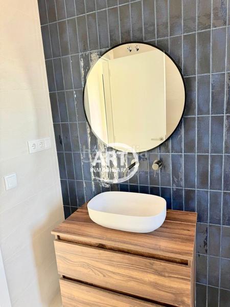 Foto fd5c132f-096a-4c31-8bc7-bb35e468d245. Casa amb aparcament piscina a San Antonio de Benagéber