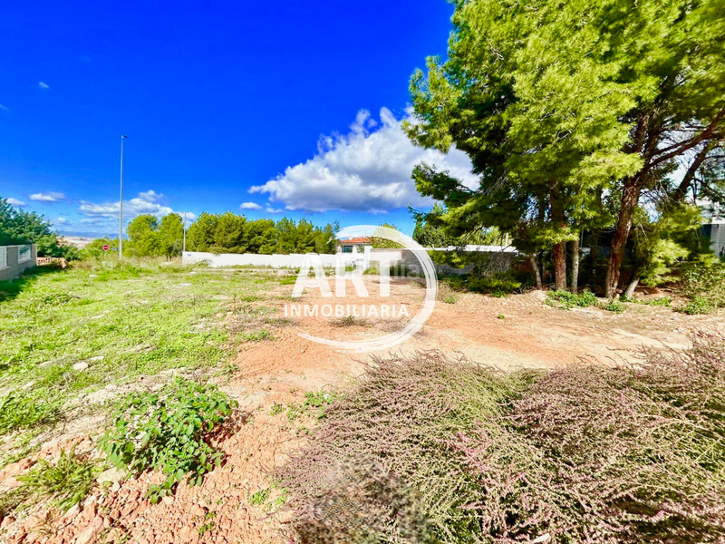 Foto fd72c6f9-5d22-4a02-a7a9-a1cfc01ee5a9. Casa amb aparcament piscina a San Antonio de Benagéber