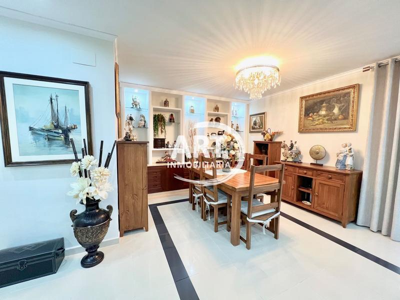 Foto 1b7ce896-a9e4-4551-add8-139df379fb34. Casa con parcheggio piscina in Picassent