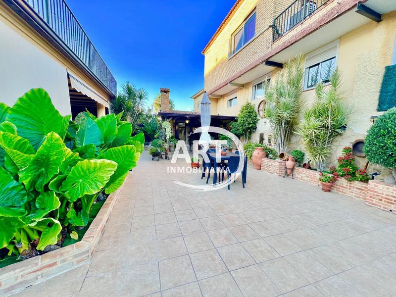 Foto 25a1eaa7-b103-44a1-8067-50a1e736b36f. Casa con parcheggio piscina in Picassent