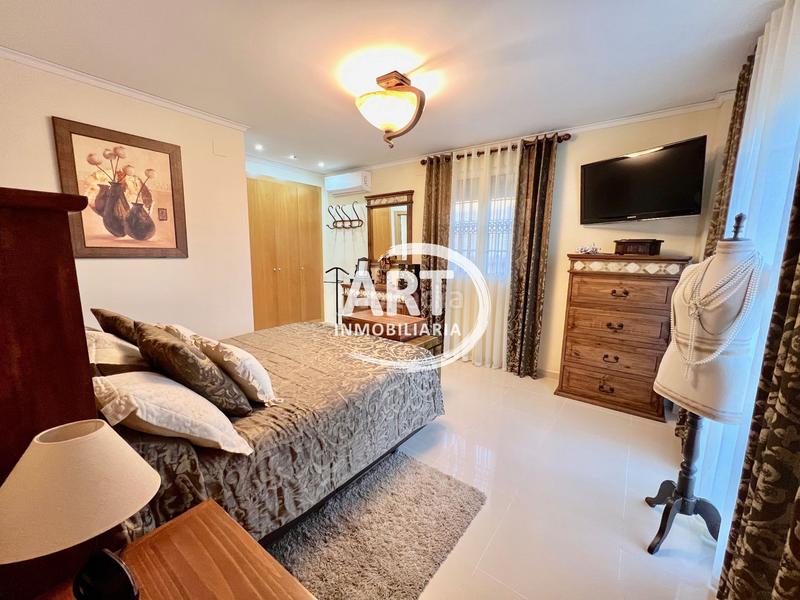 Foto 5c94338f-9990-4bbf-951a-f8f947e0dde8. Casa con parcheggio piscina in Picassent