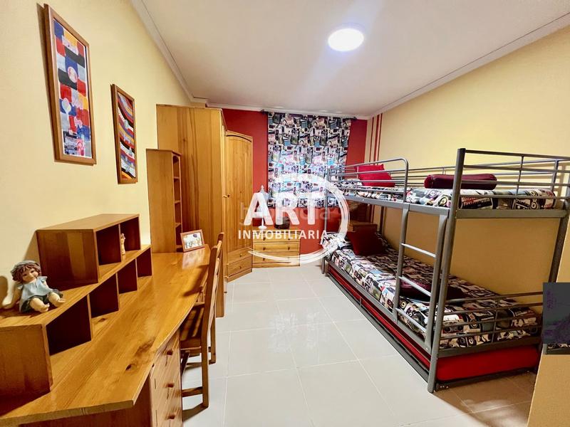 Foto 612c57ba-6dda-4d94-8d09-a2f88ca83d05. Casa con parcheggio piscina in Picassent