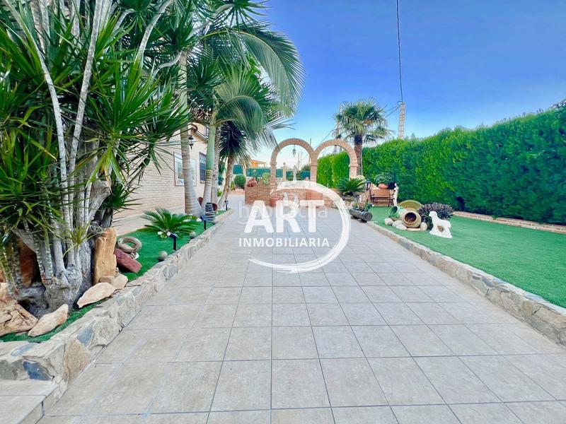 Foto 68ab99dd-9d0a-405e-9880-418582c40a95. Casa con parcheggio piscina in Picassent