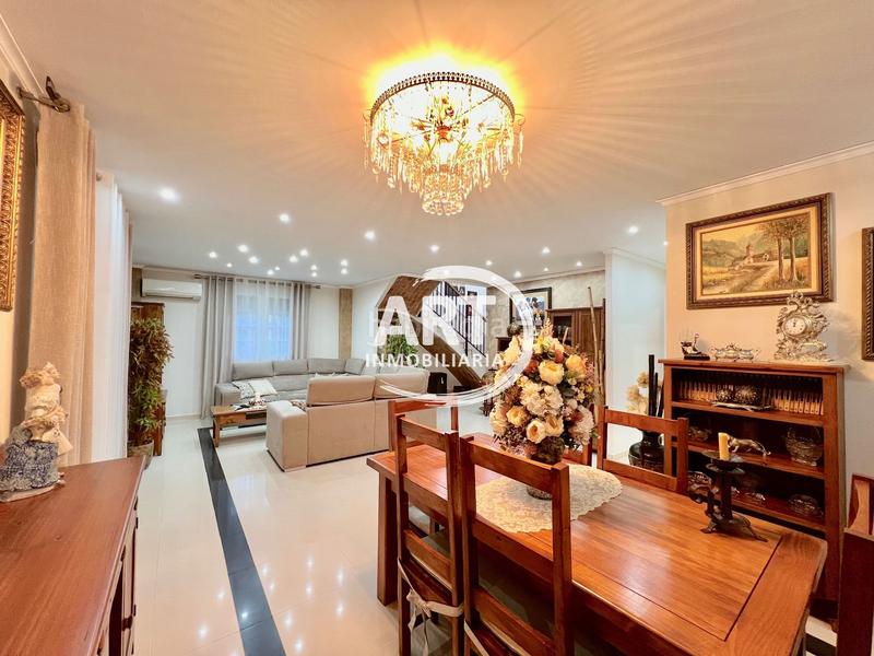 Foto 7cece01d-1b85-490e-bc45-f9bd460f369e. Casa con parcheggio piscina in Picassent