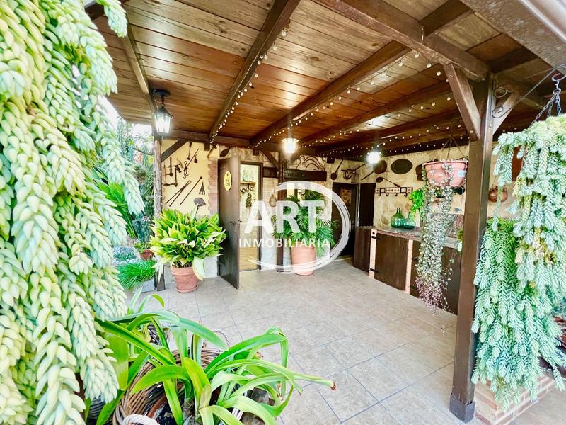 Foto c008ca22-9537-42bd-afdb-c298b557f13d. Casa con parcheggio piscina in Picassent